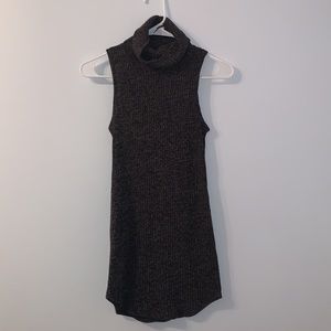 No Sleeve Collared Sweater Dress